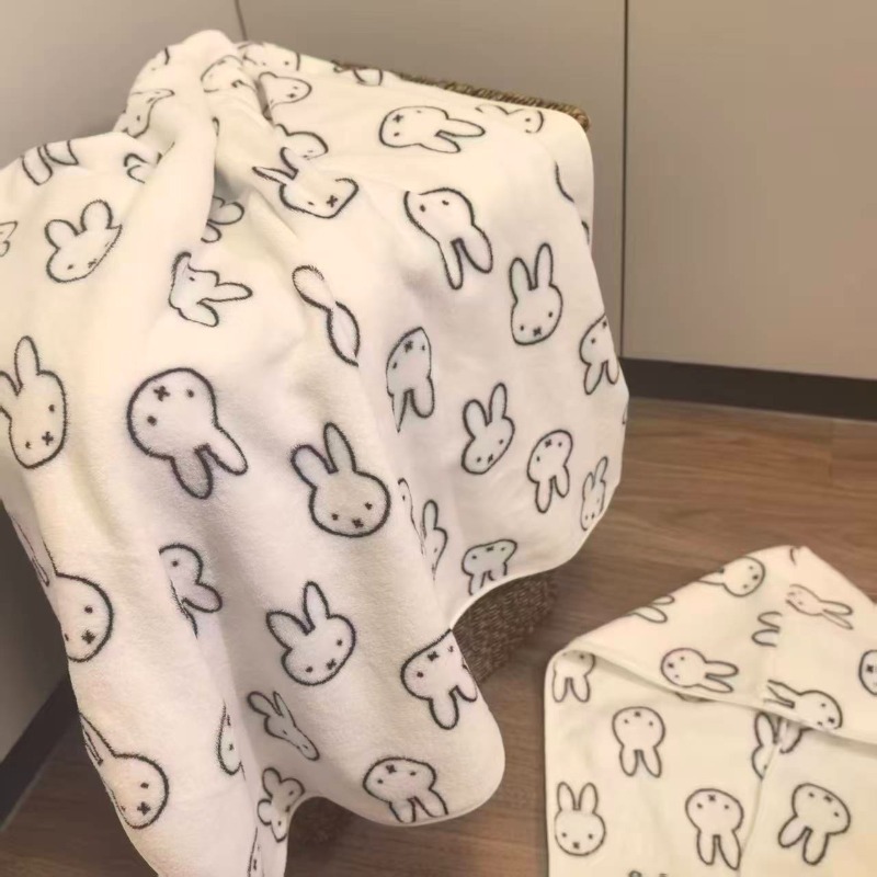 シンプルなミッフィーウサギの甘くてかわいいクリエイティブな漫 - Home Bathroom Accessories のレビューと価格