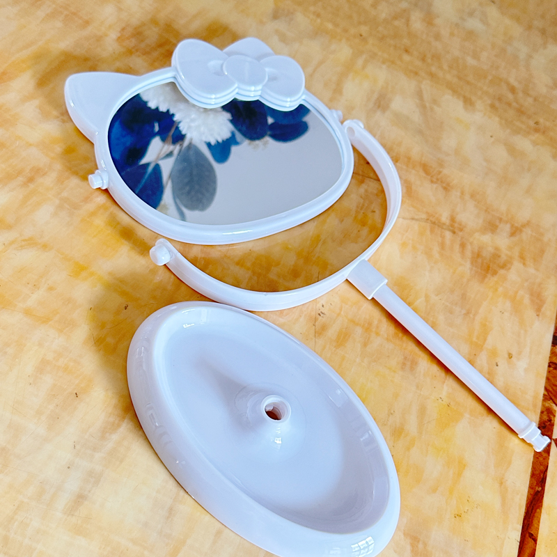 ハローキティ漫画風メイクアップミラー、卓上化粧鏡、家庭用 - Home Bathroom Vanity のレビューと価格