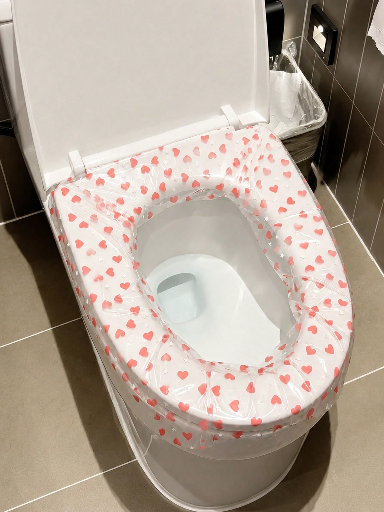 133枚入り使い捨て便座カバー、防水便座保護フィルム、ハート - Home Bathroom Supplies のレビューと価格